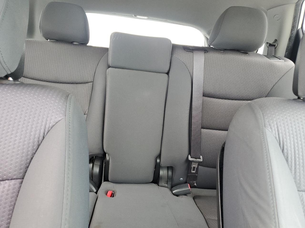 2012 Kia Sorento Base VIN: 5XYKT3A10CG301973 Lot: 70713075