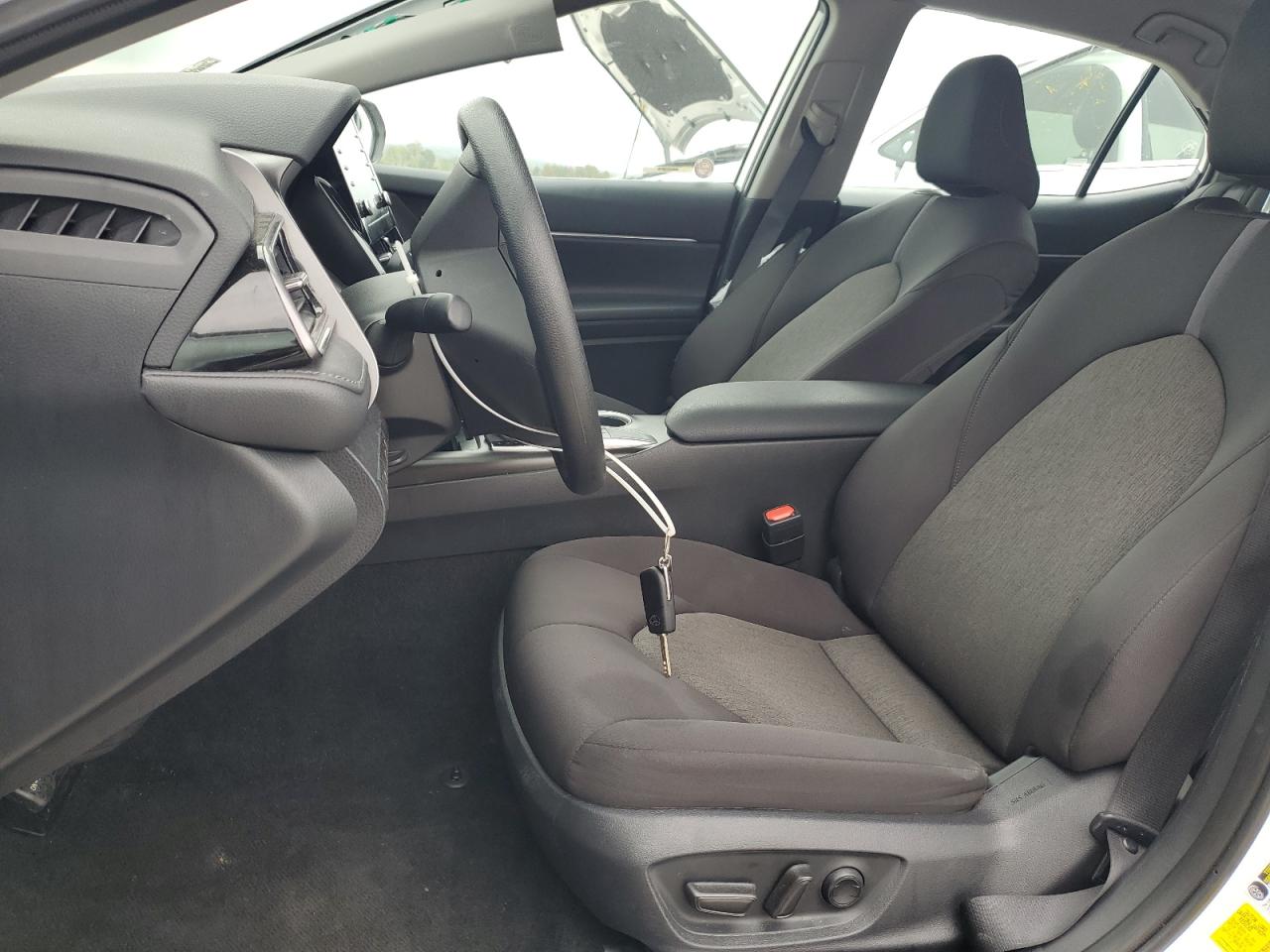 2024 Toyota Camry Le VIN: 4T1C11AKXRU221753 Lot: 84214695
