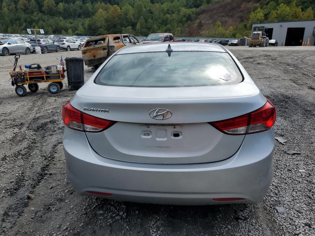 2013 Hyundai Elantra Gls VIN: 5NPDH4AEXDH323346 Lot: 71503865