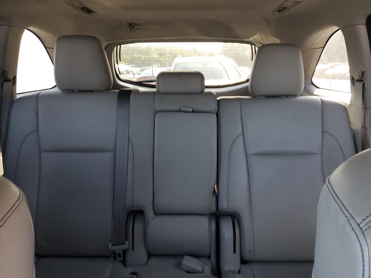 2016 Toyota Highlander Xle VIN: 5TDJKRFH3GS291634 Lot: 69925375