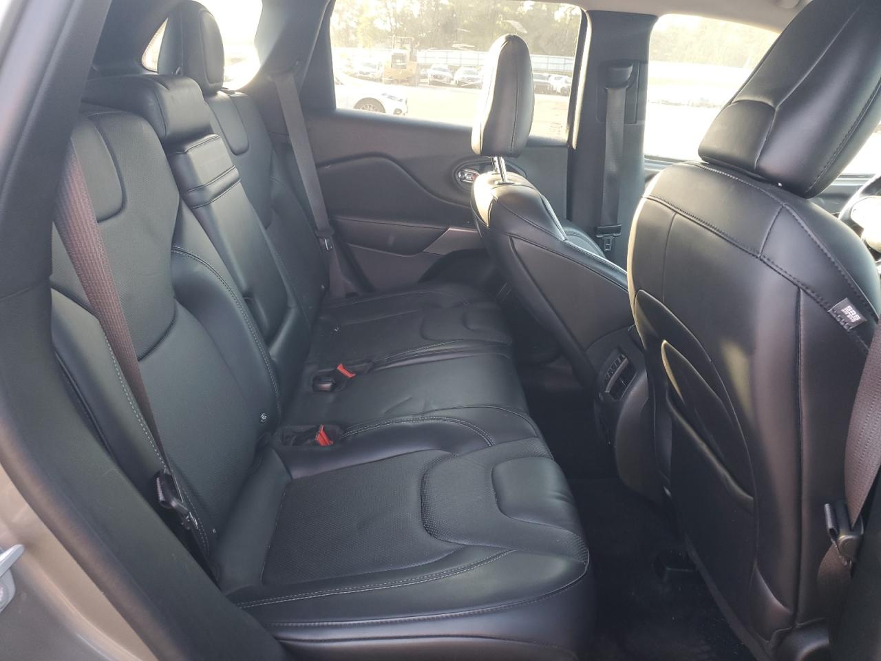 2019 Jeep Cherokee Limited VIN: 1C4PJMDN4KD116774 Lot: 71153205