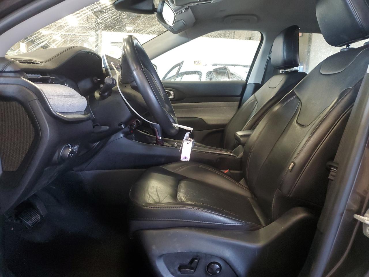 2022 Jeep Compass Latitude Lux VIN: 3C4NJDFB9NT219164 Lot: 84041575