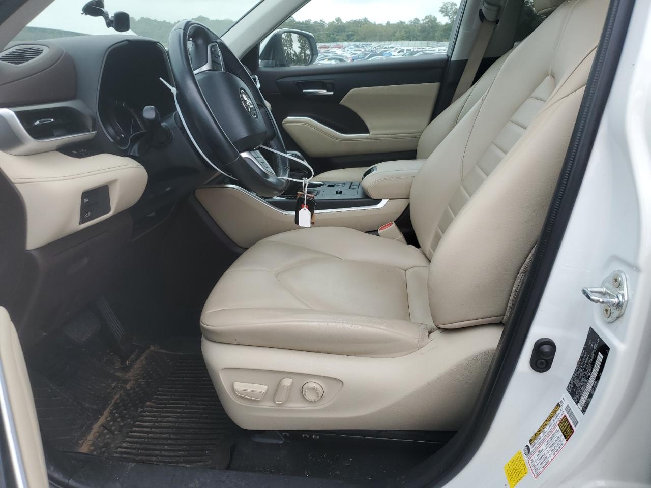 2022 Toyota Highlander Xle VIN: 5TDGZRAH1NS102263 Lot: 84789505