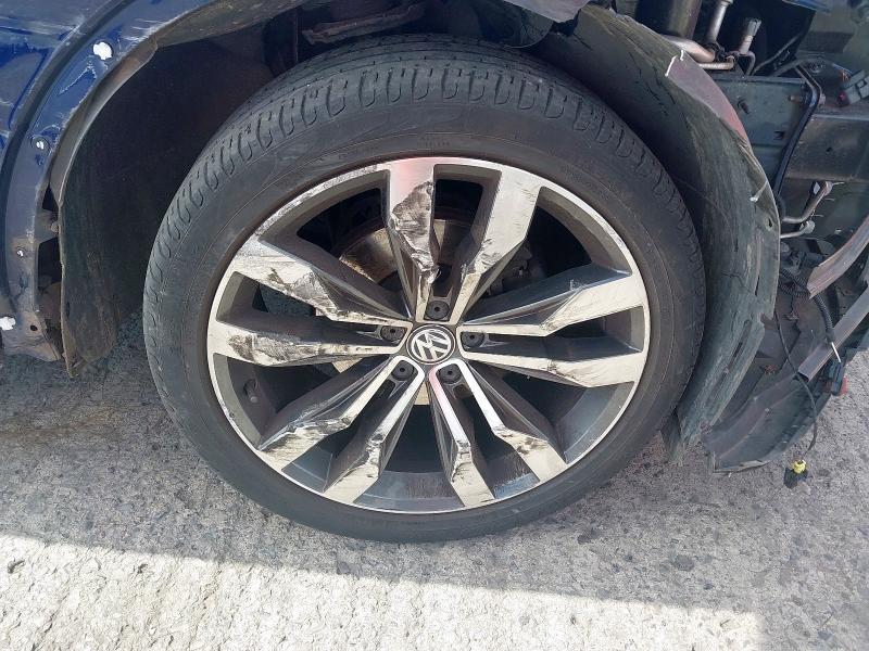 2017 VOLKSWAGEN TIGUAN R-LINE