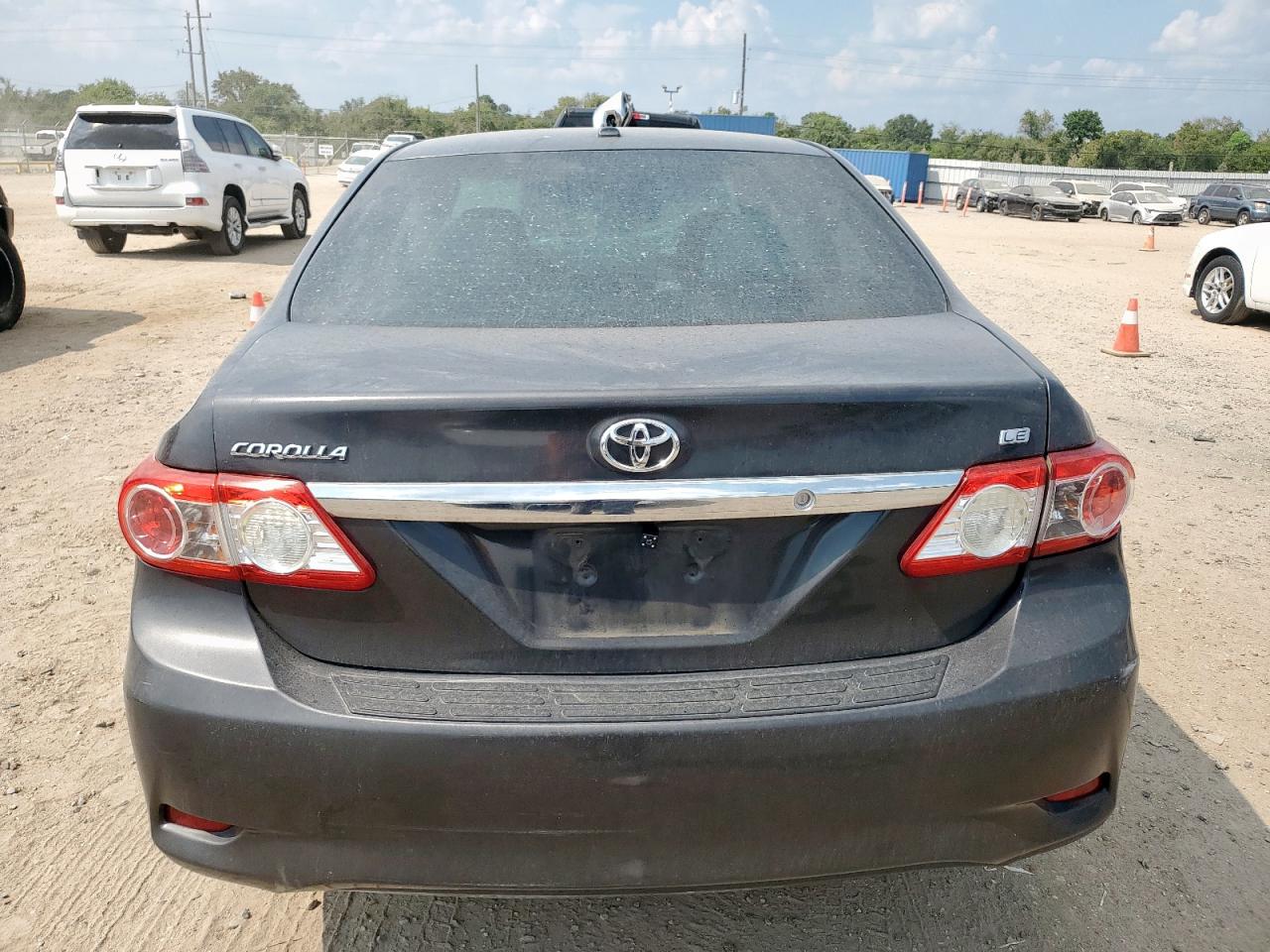 2011 Toyota Corolla Base VIN: 2T1BU4EE1BC551667 Lot: 81247445