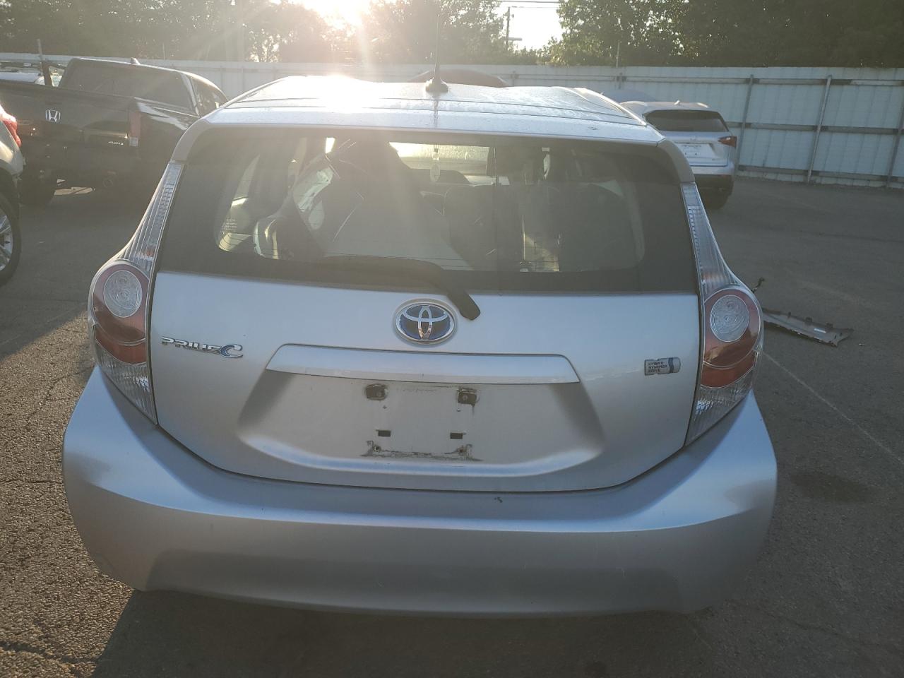 2012 Toyota Prius C VIN: JTDKDTB35C1013721 Lot: 71704045