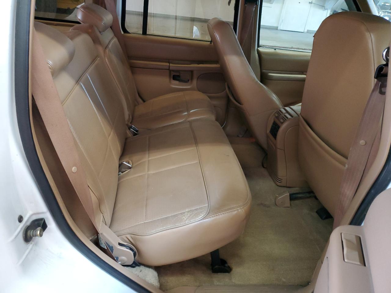 1996 Ford Explorer VIN: 1FMDU34X8TUA96063 Lot: 81673775