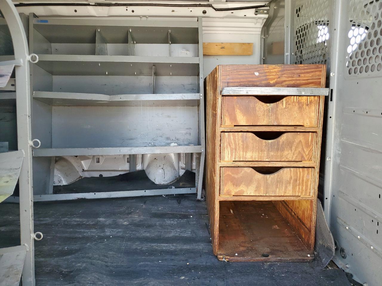 2014 Ford Econoline Cargo E-25 VIN: 1FTNE2EW4EDA69886 Lot: 81007495