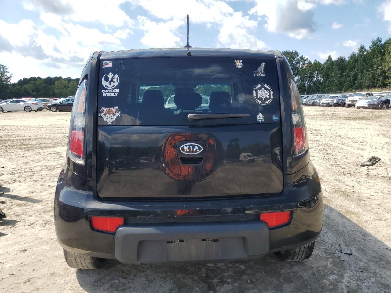 2010 Kia Soul + VIN: KNDJT2A26A7042169 Lot: 71787445