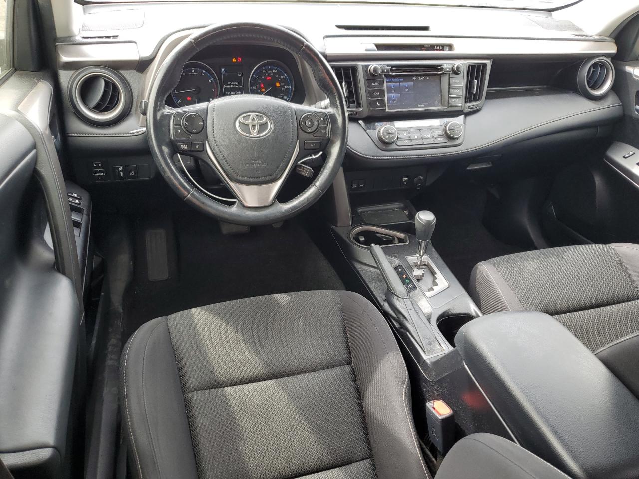 2017 Toyota Rav4 Xle VIN: JTMWFREVXHJ148969 Lot: 81304175