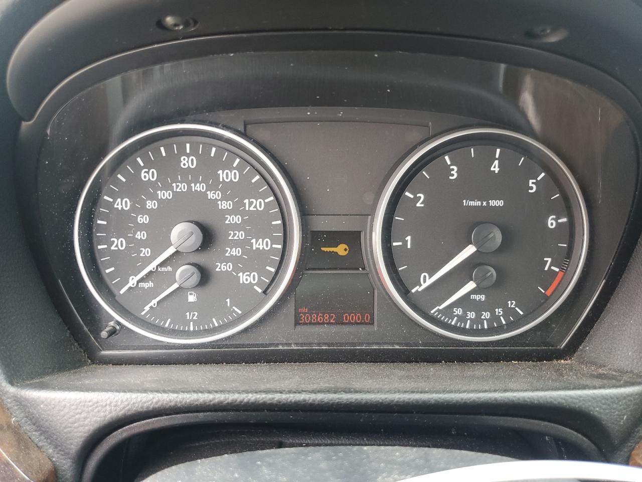 2006 BMW 330 I VIN: WBAVB335X6KR73549 Lot: 81859235