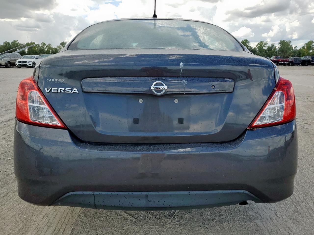 2015 Nissan Versa S VIN: 3N1CN7AP3FL906726 Lot: 81377565