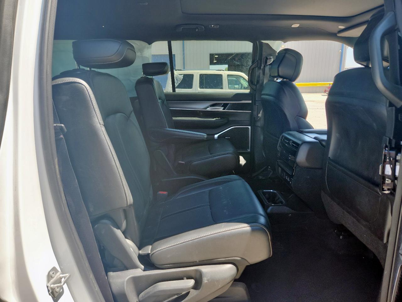 2023 Jeep Wagoneer Series Ii VIN: 1C4SJUBP9PS509509 Lot: 71227415