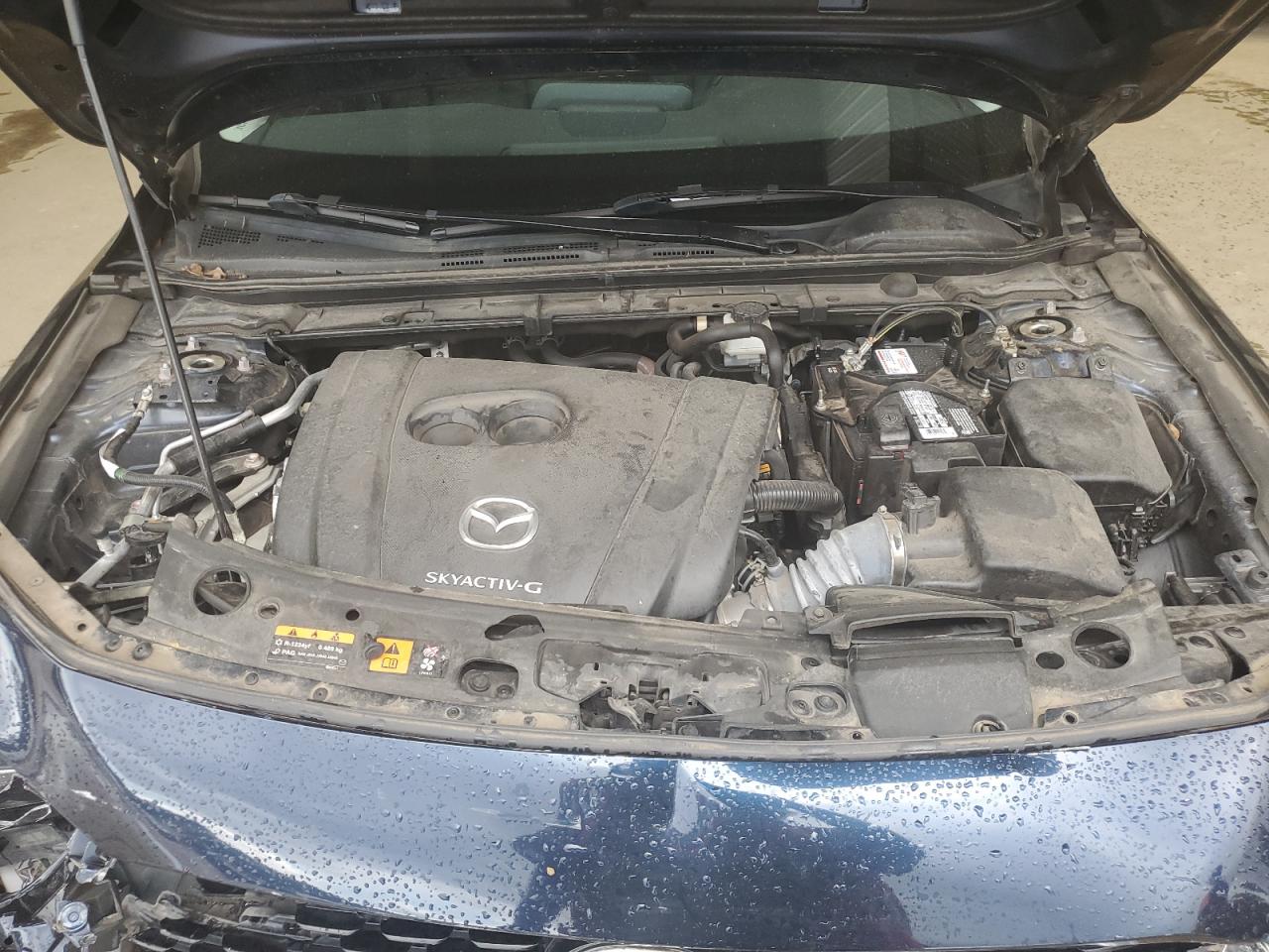 2022 Mazda 3 Preferred VIN: 3MZBPACL8NM300385 Lot: 84177965