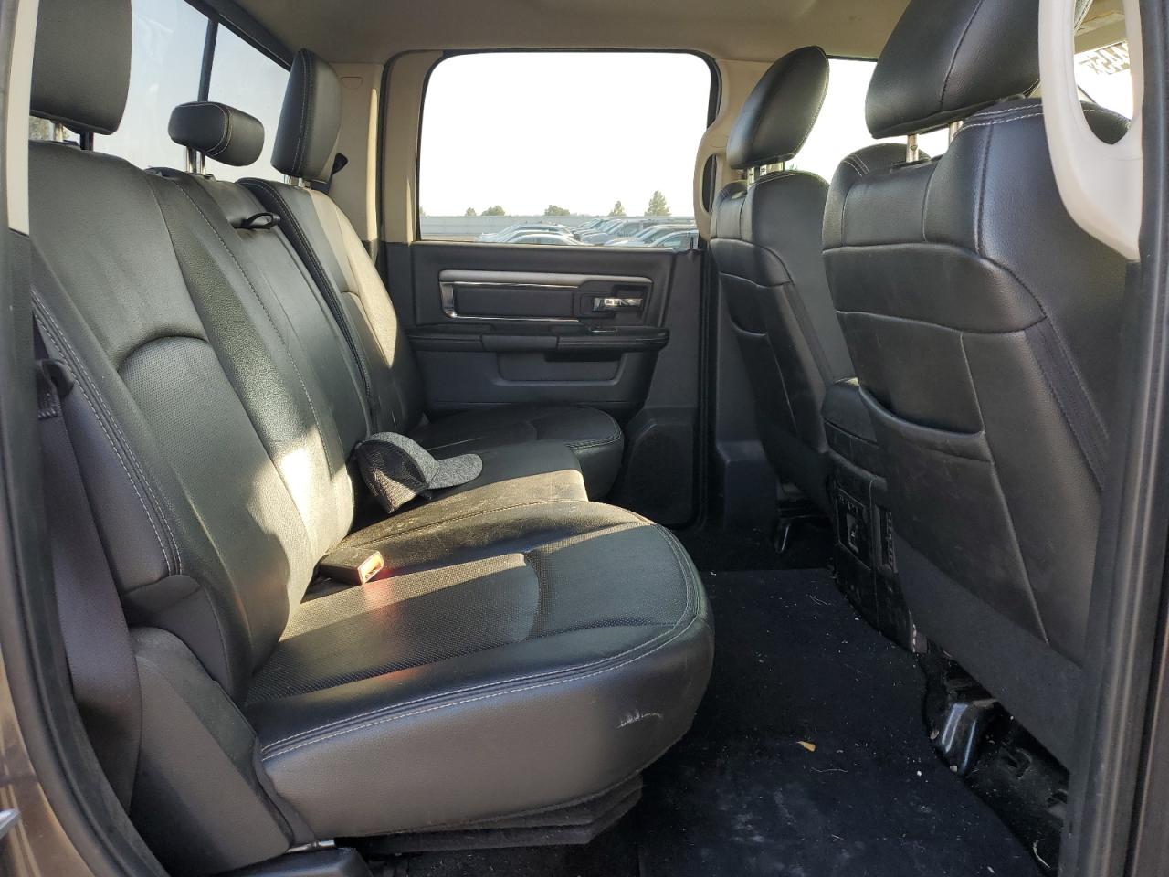 2015 Ram 1500 Sport VIN: 1C6RR7UT6FS598853 Lot: 81040445