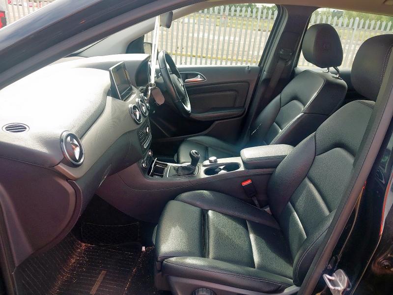 2016 MERCEDES-BENZ B 180 SE D 