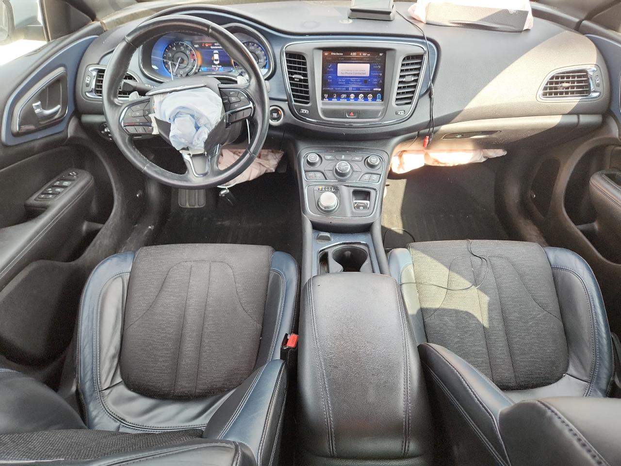 2015 Chrysler 200 S VIN: 1C3CCCBB4FN555084 Lot: 81048105