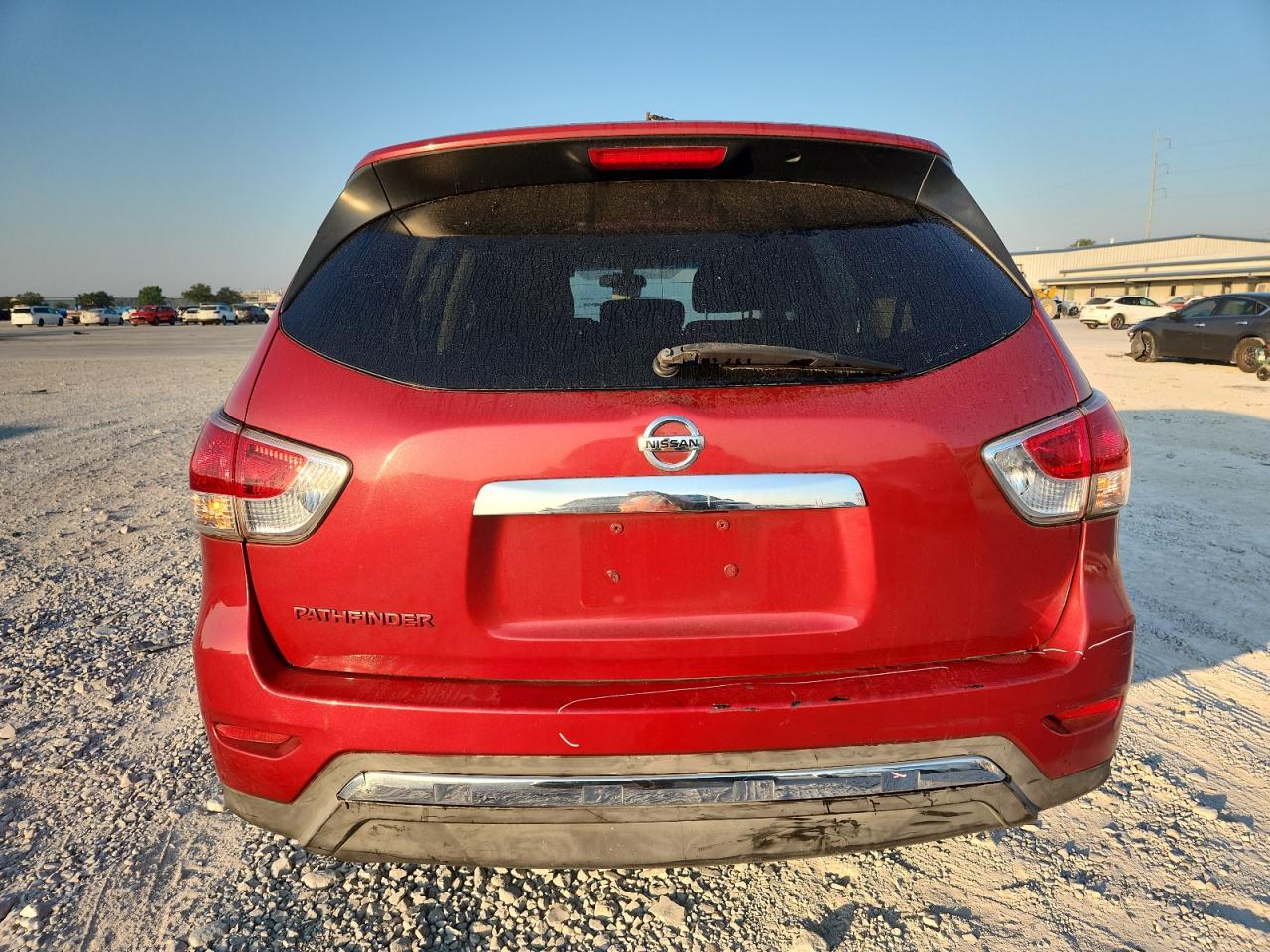 2014 Nissan Pathfinder S VIN: 5N1AR2MN8EC669355 Lot: 70698575