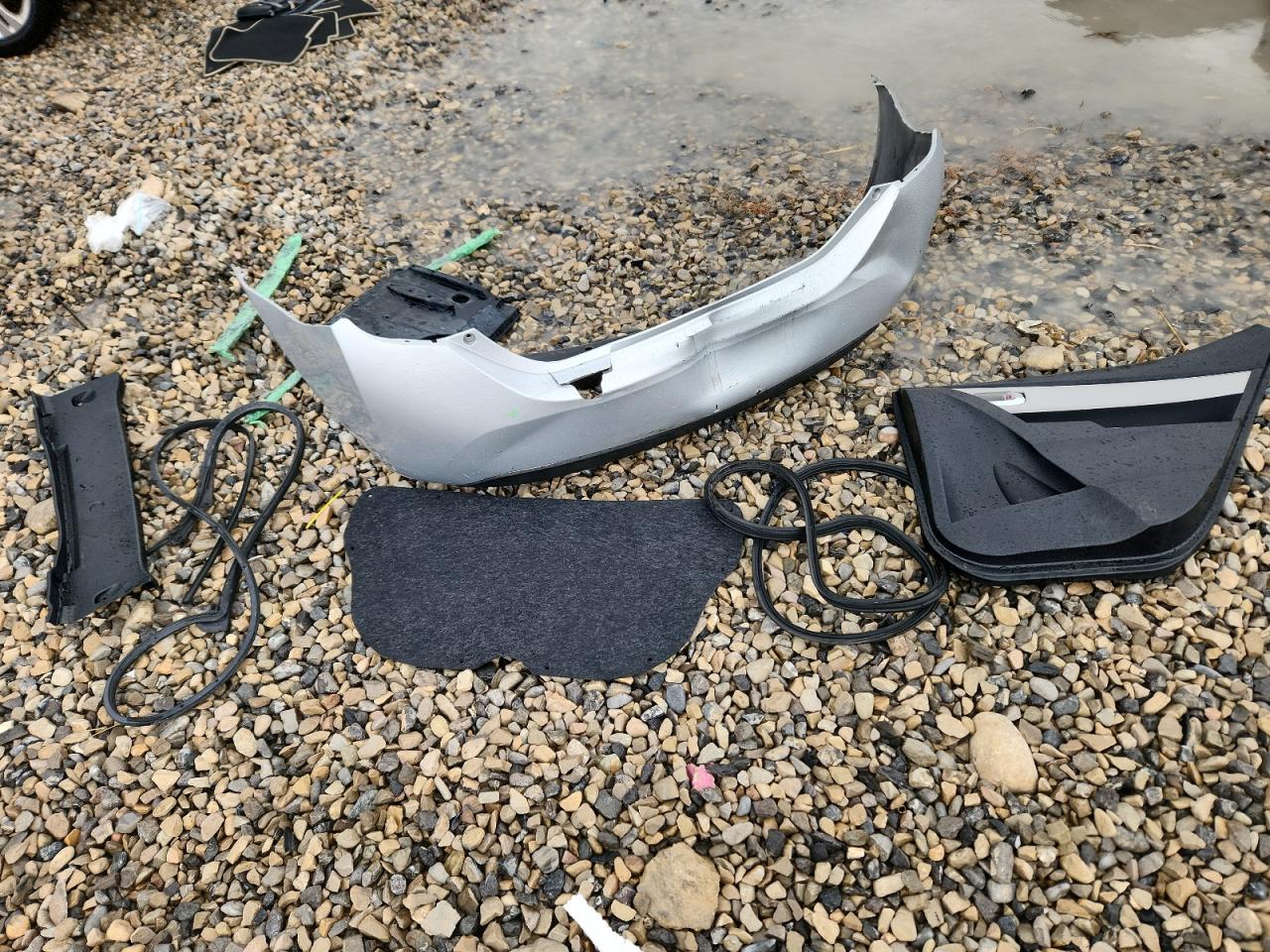 2014 Toyota Corolla L VIN: 5YFBURHE2EP094462 Lot: 84215175