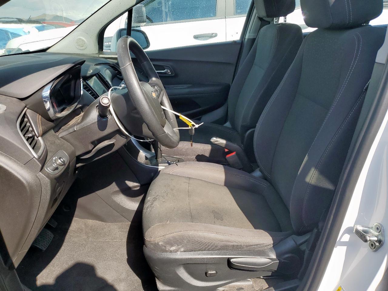 2018 Chevrolet Trax Ls VIN: 3GNCJNSB6JL214301 Lot: 70418455