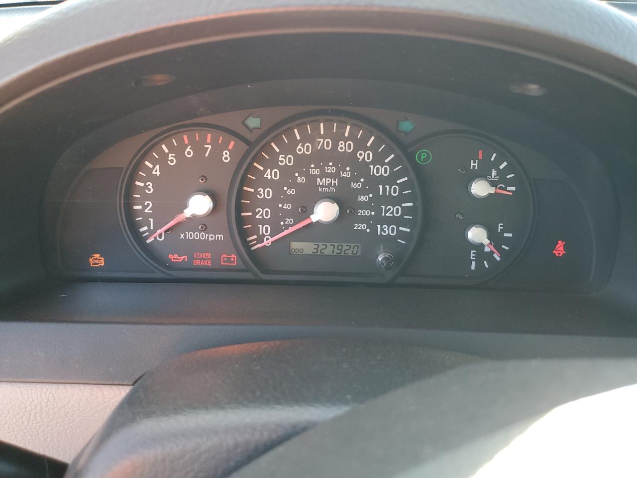 2004 Kia Sorento Ex VIN: KNDJD733445203683 Lot: 81870765