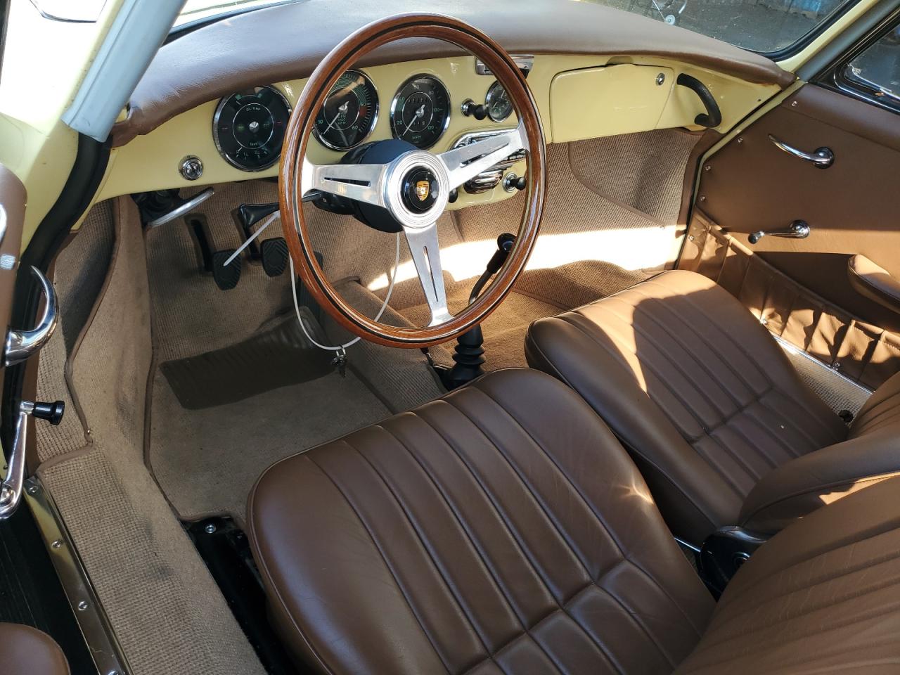 1964 Porsche Carrera VIN: 160043 Lot: 80376595