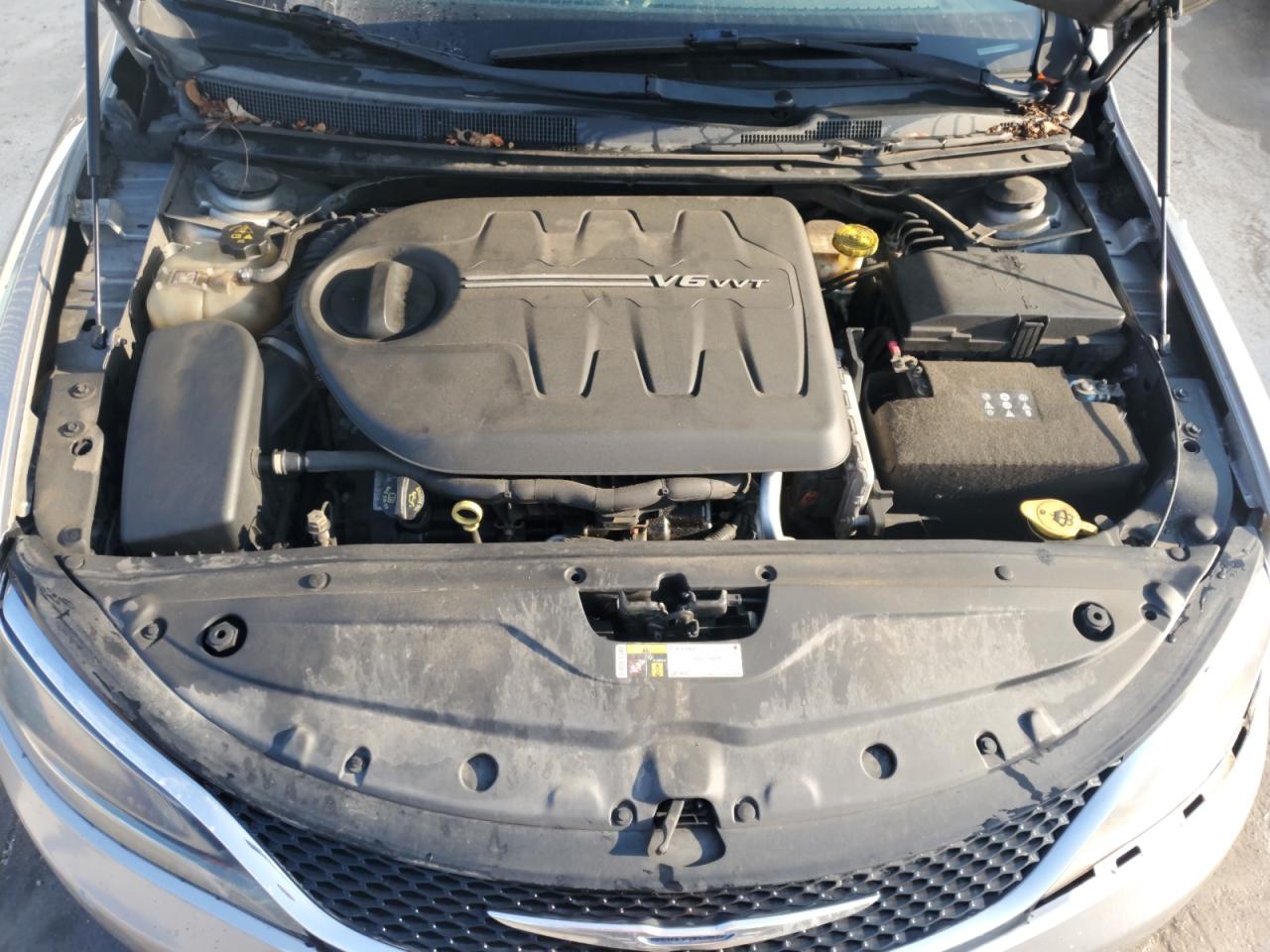 2015 Chrysler 200 Limited VIN: 1C3CCCAG2FN759718 Lot: 71882365