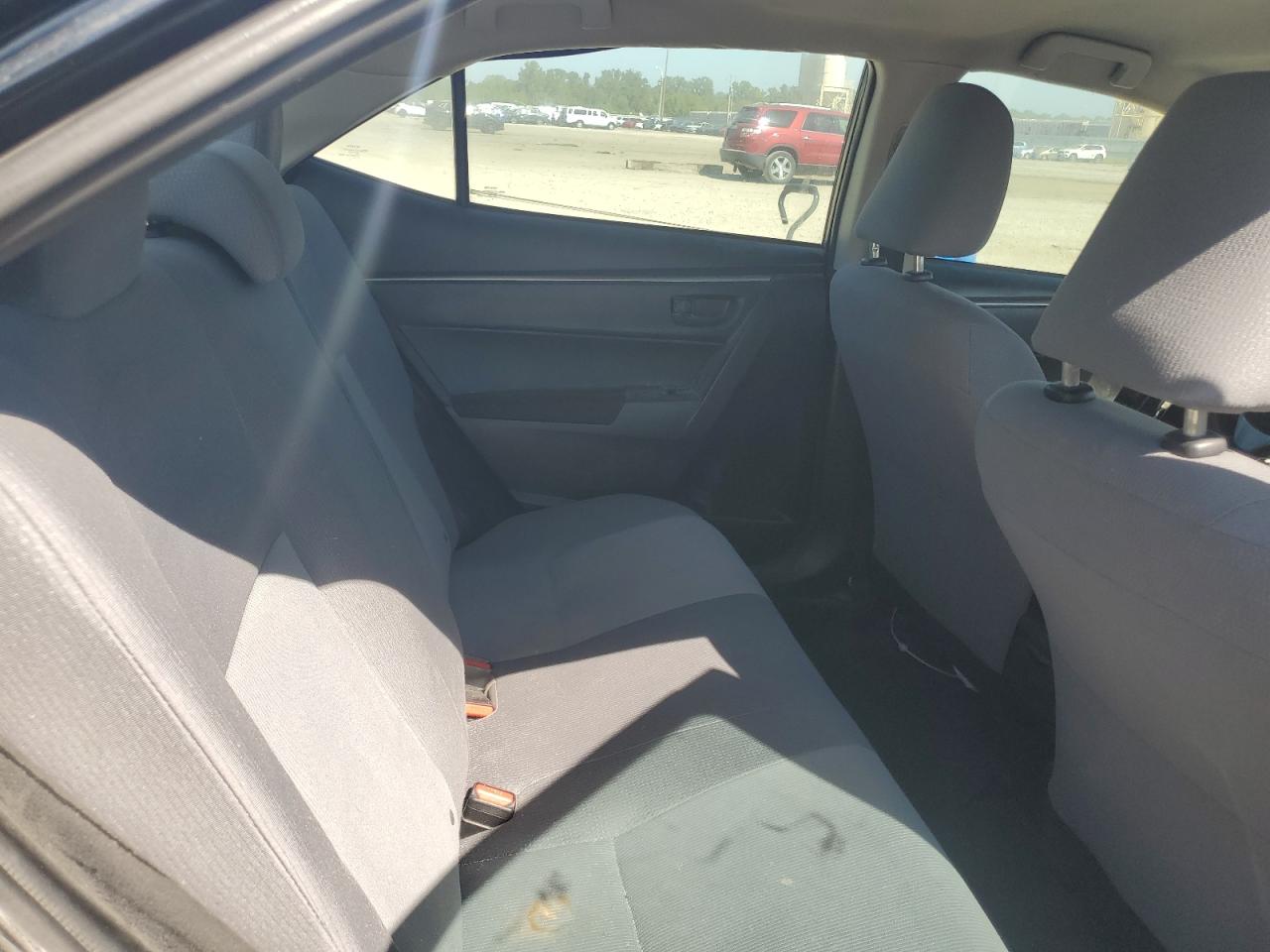 2016 Toyota Corolla L VIN: 5YFBURHE8GP490916 Lot: 81385325