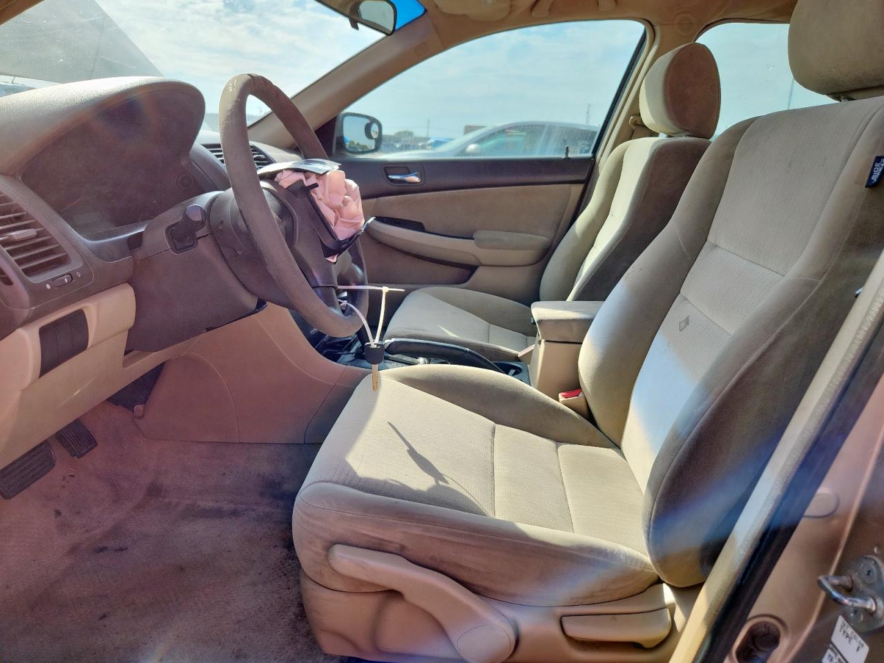 2005 Honda Accord Lx VIN: 3HGCM56435G700222 Lot: 84599055