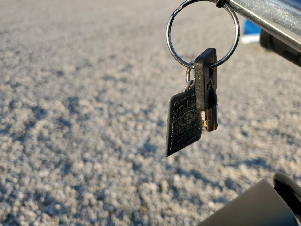 2013 Harley-Davidson Fltrx Road Glide Custom VIN: 1HD1KHM1XDB689926 Lot: 70647225