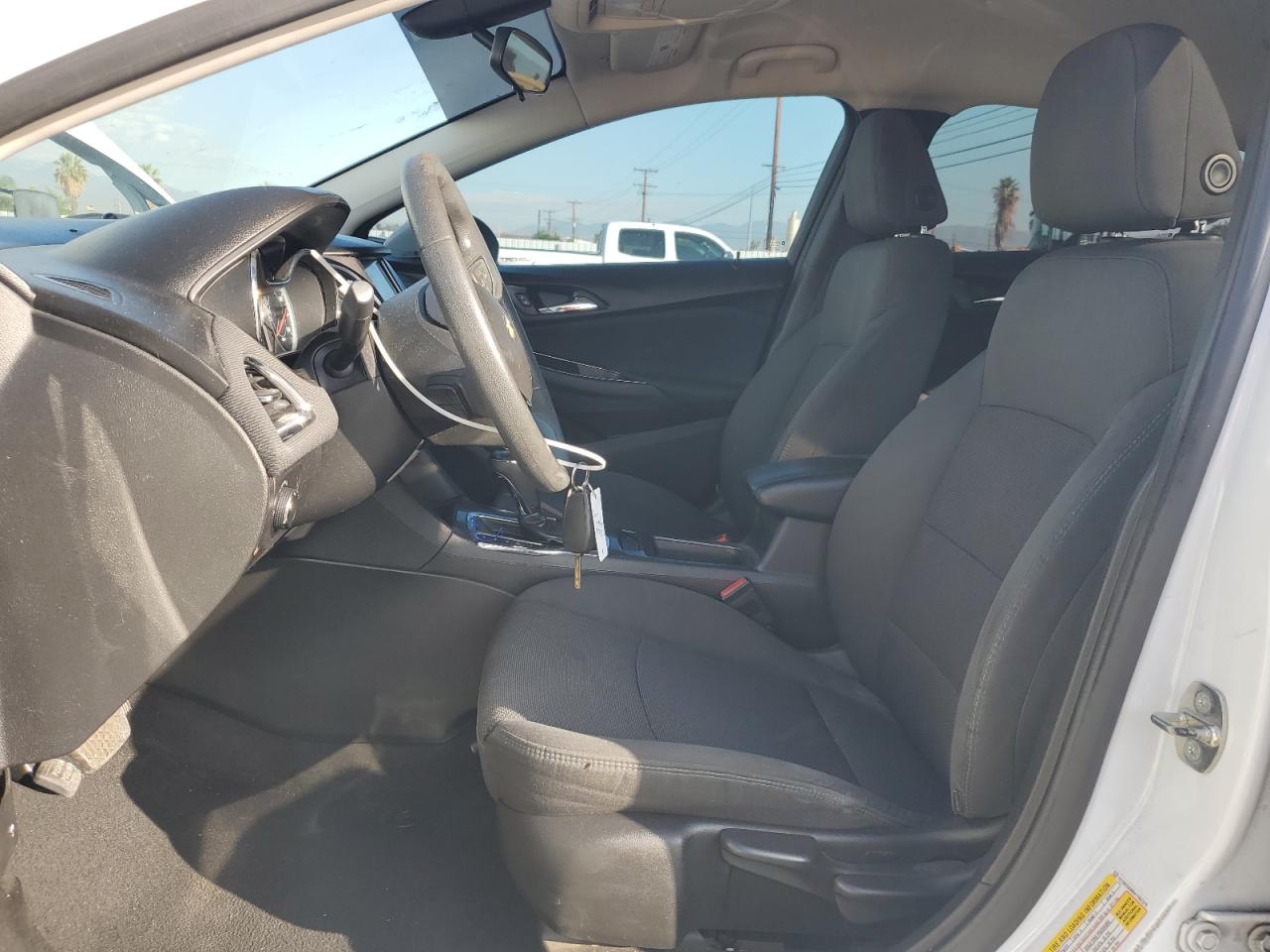 2017 Chevrolet Cruze Lt VIN: 1G1BE5SM6H7104379 Lot: 81688005