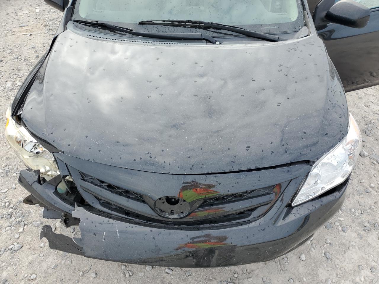2011 Toyota Corolla Base VIN: 2T1BU4EE4BC685699 Lot: 81880995