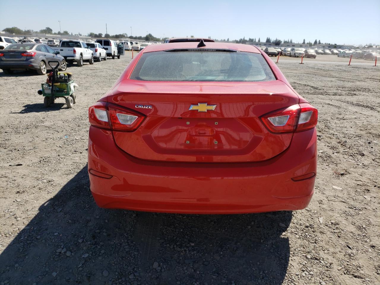 2018 Chevrolet Cruze Ls VIN: 1G1BC5SM5J7168456 Lot: 81710675