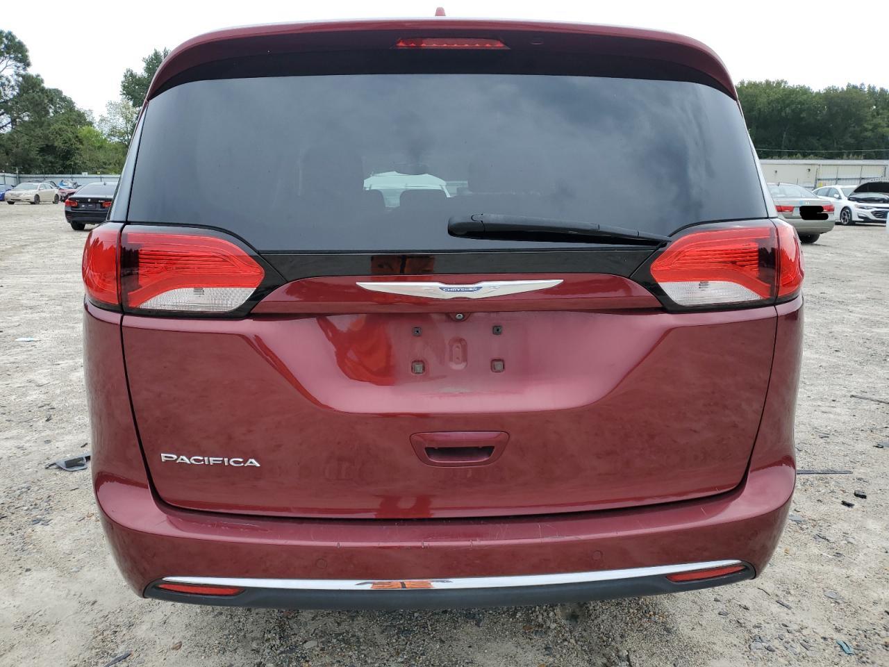 2018 Chrysler Pacifica Touring Plus VIN: 2C4RC1FG3JR123713 Lot: 84242005