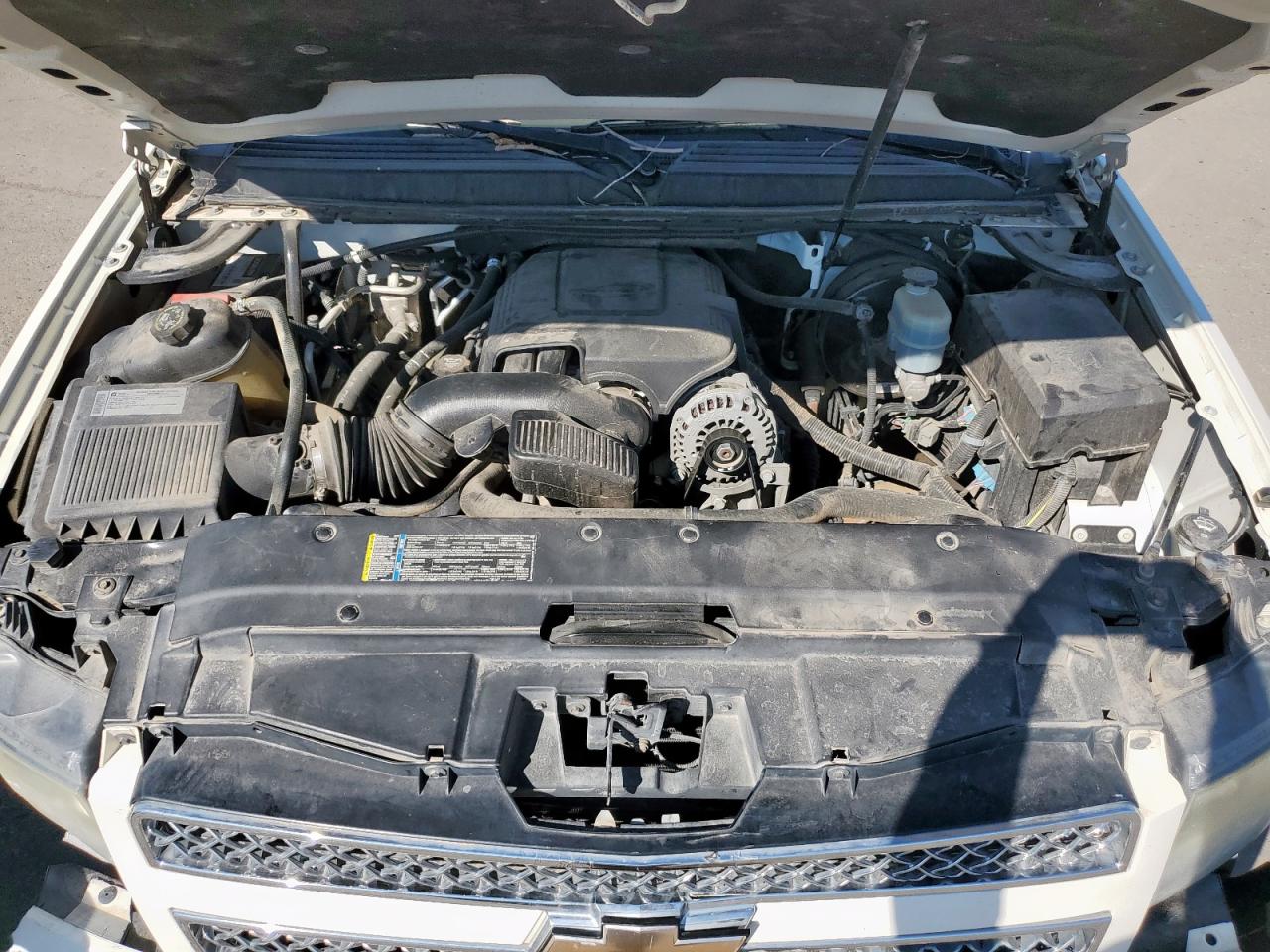 2010 Chevrolet Tahoe C1500 Ltz VIN: 1GNUCCE01AR185652 Lot: 83857405