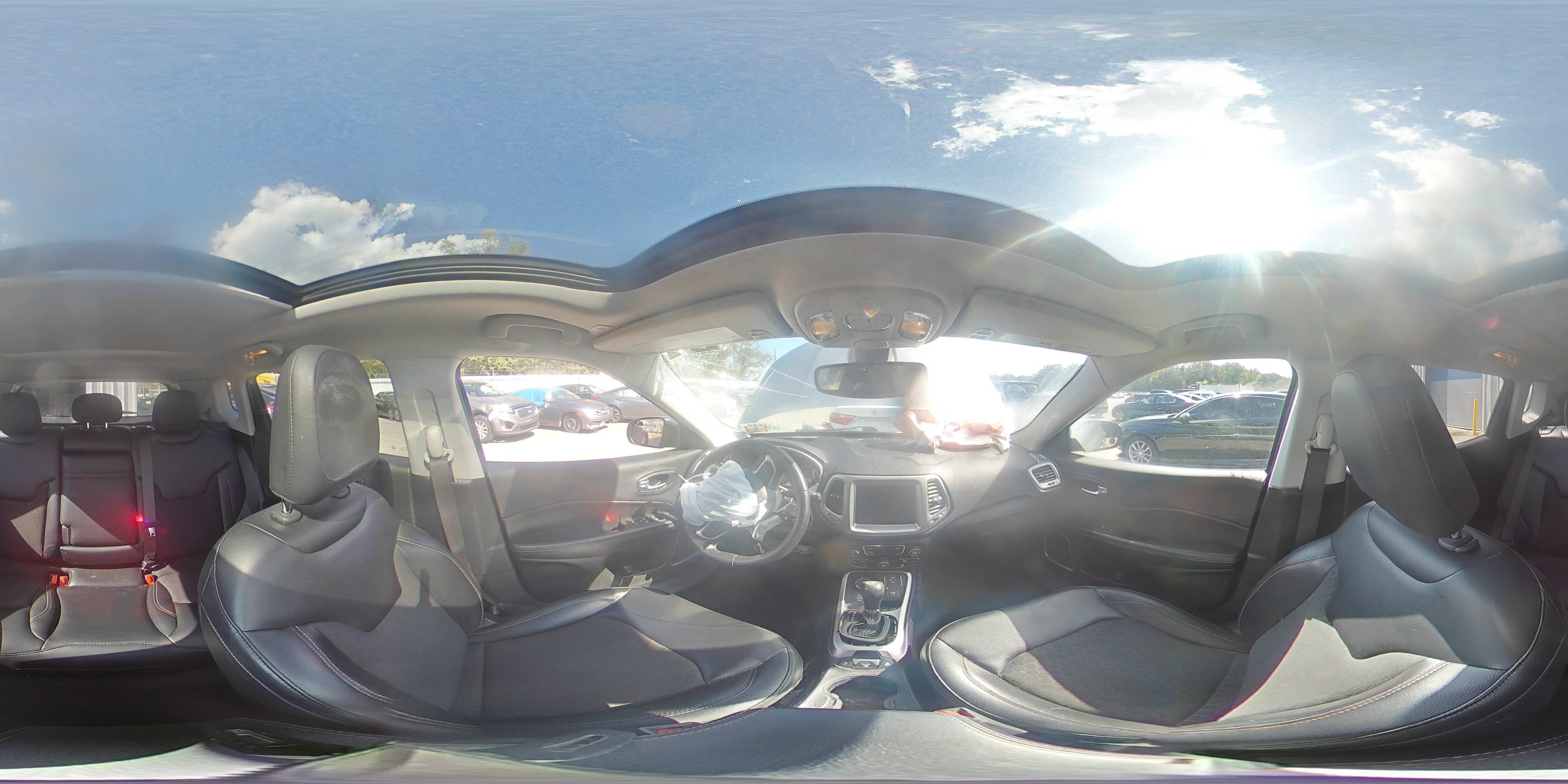 2018 Jeep Compass Latitude VIN: 3C4NJDBB3JT117004 Lot: 70420115