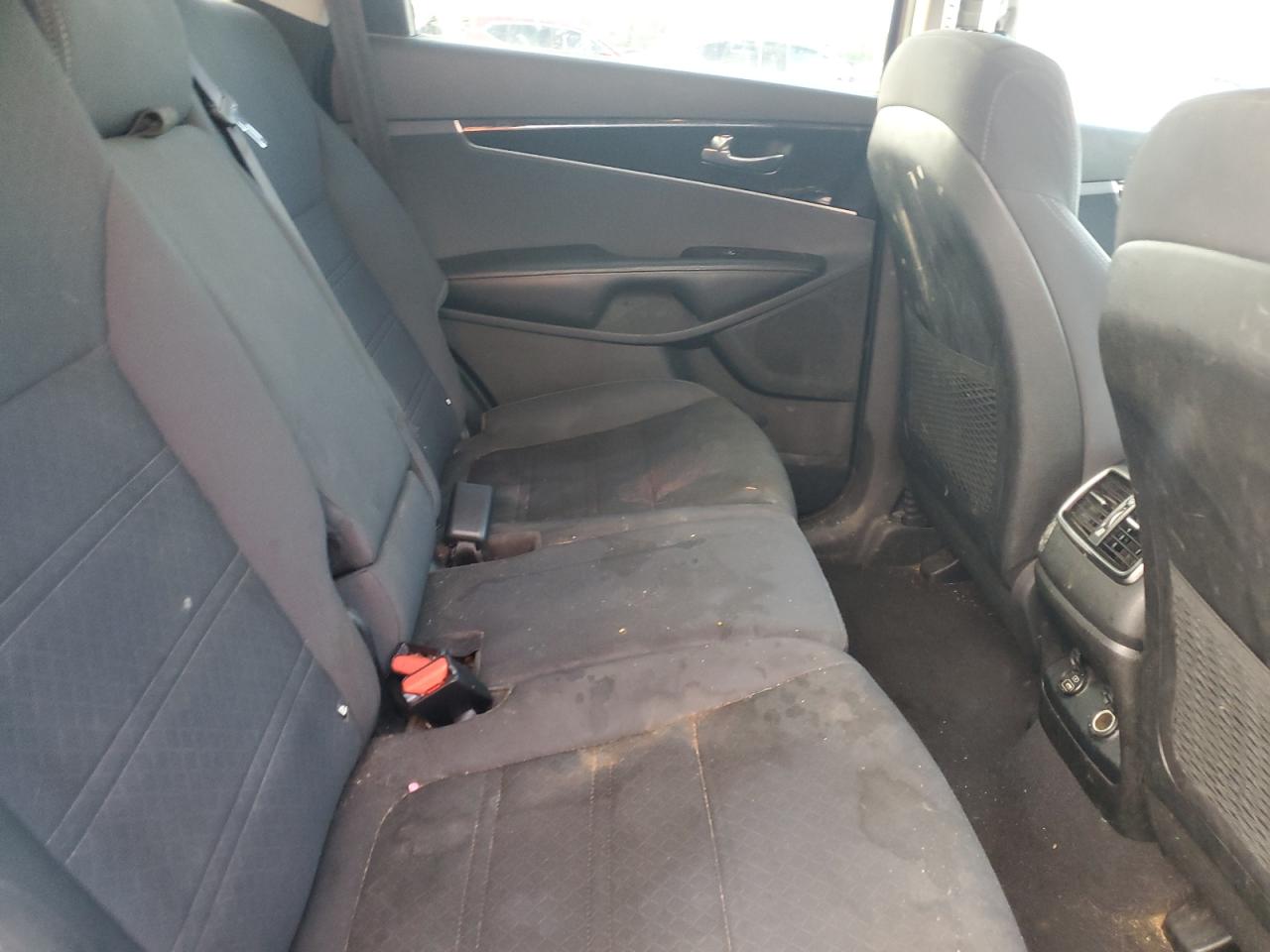 2016 Kia Sorento Lx VIN: 5XYPG4A57GG074256 Lot: 81639455