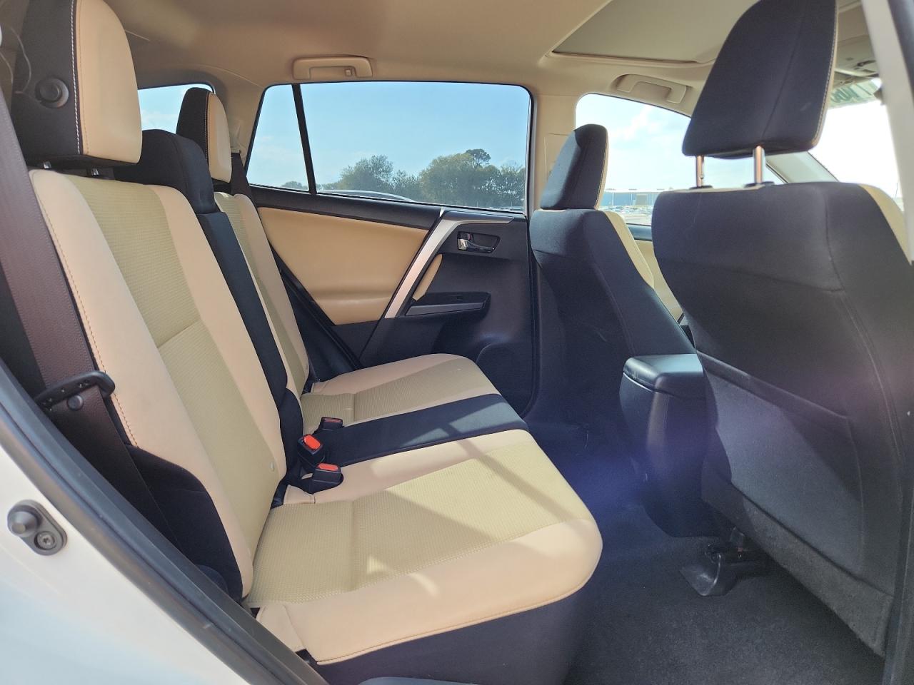 2017 Toyota Rav4 Xle VIN: JTMWFREV4HD102486 Lot: 71021615