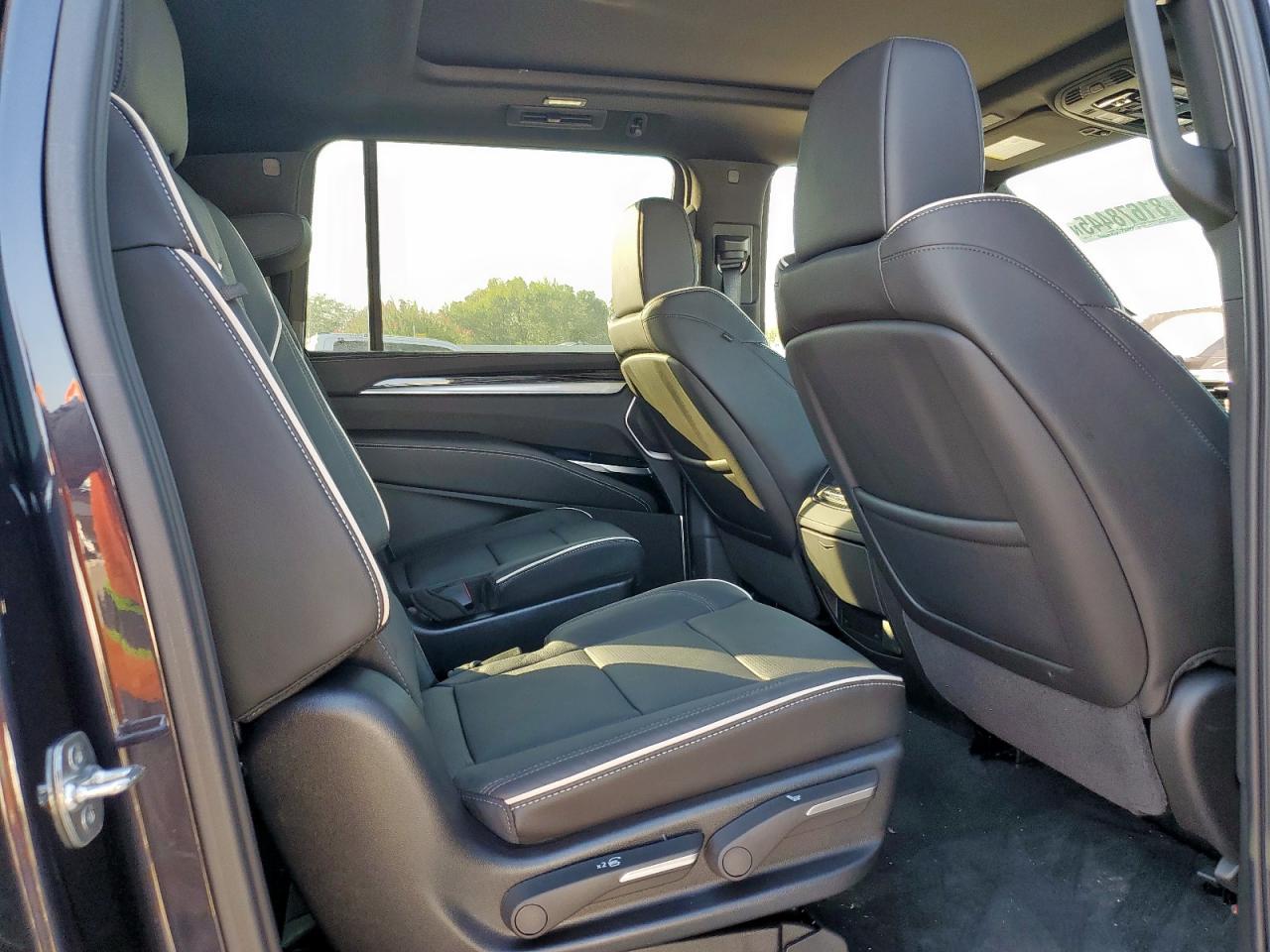 2025 Cadillac Escalade Esv Sport VIN: 1GYS9PRL1SR238758 Lot: 81678445