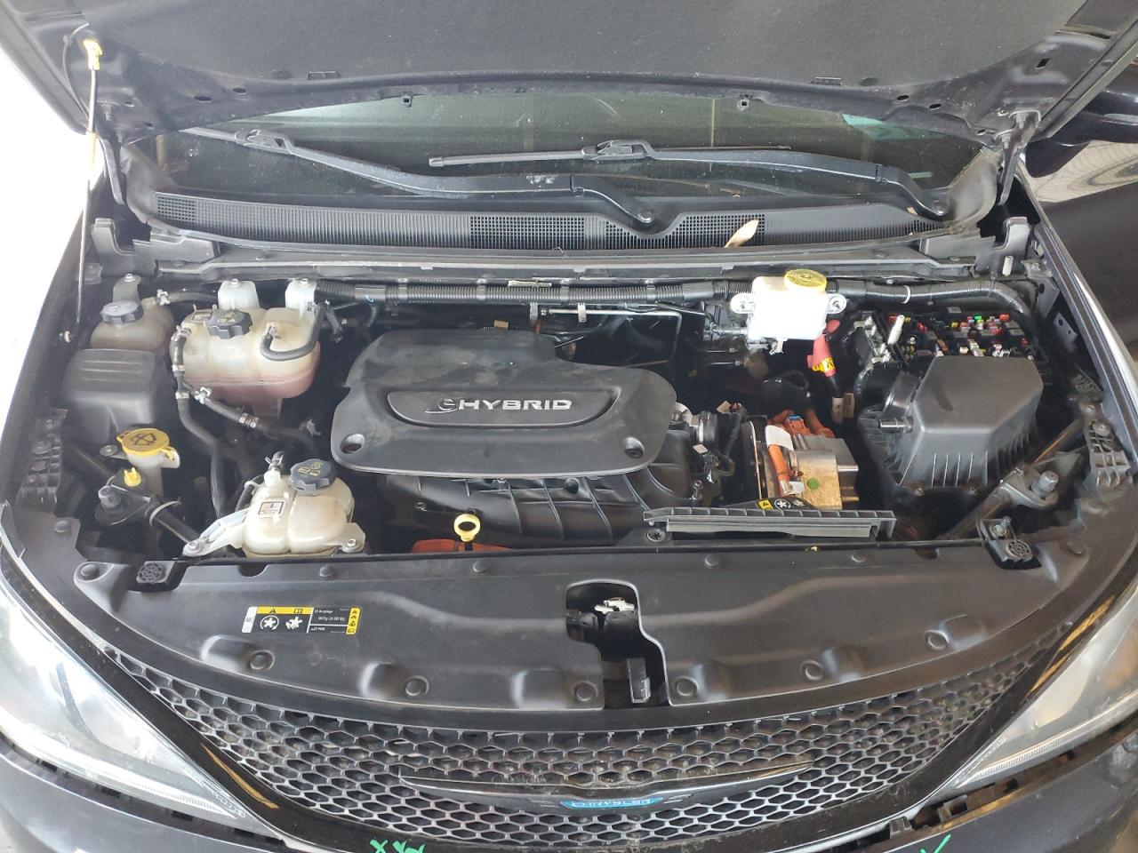 2020 Chrysler Pacifica Hybrid Limited VIN: 2C4RC1N73LR257741 Lot: 71444635