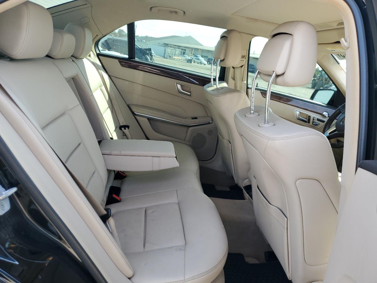 2014 Mercedes-Benz E 350 4Matic VIN: WDDHF8JB7EB008484 Lot: 71102315