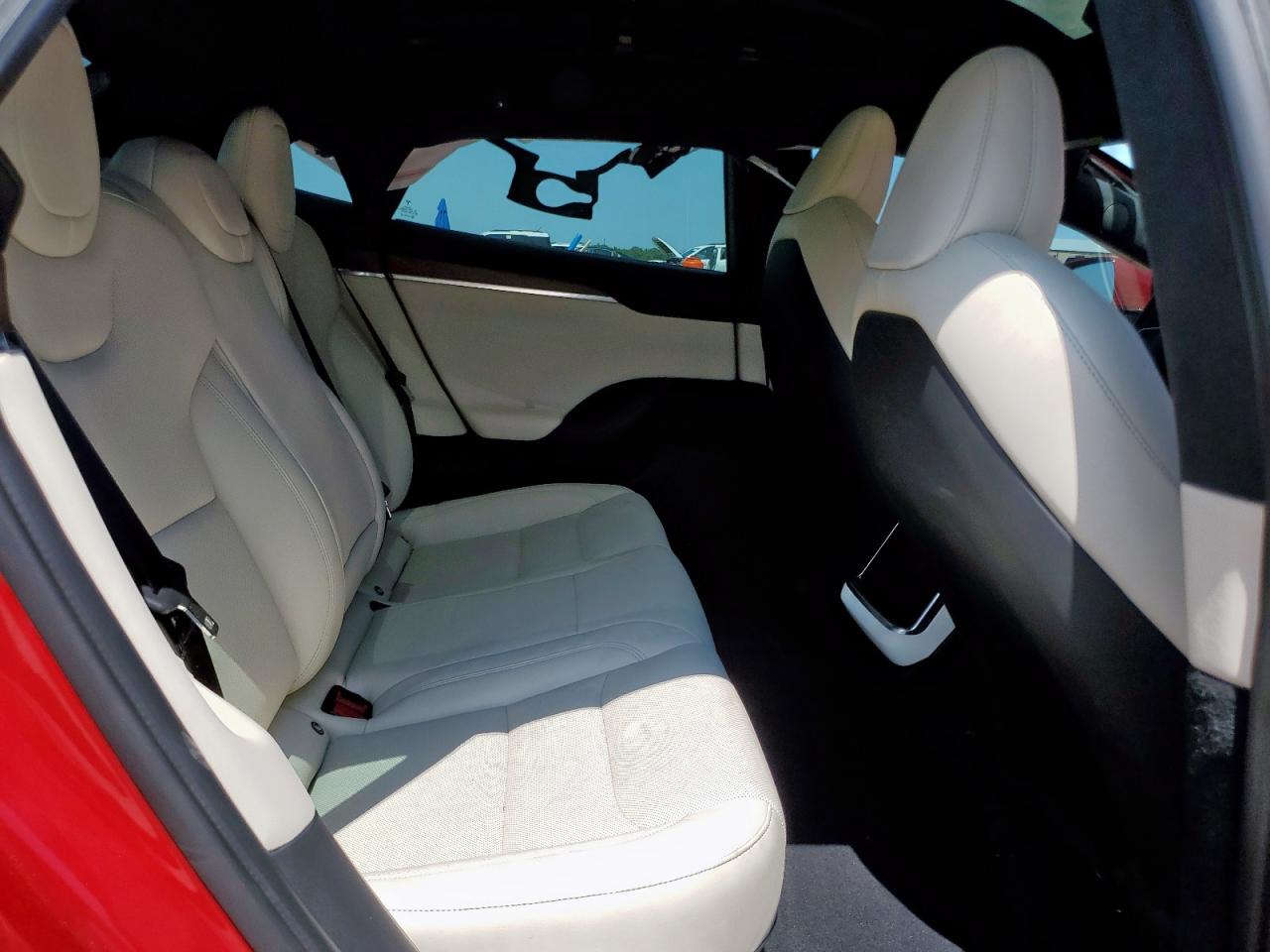 2022 Tesla Model S VIN: 5YJSA1E51NF492742 Lot: 71975975