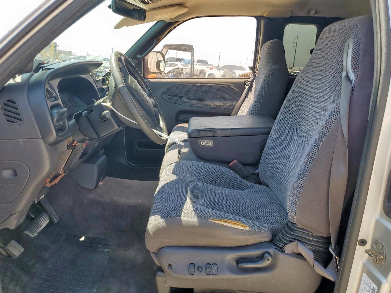 2002 Dodge Ram 2500 VIN: 3B7KC23612M317247 Lot: 71536555