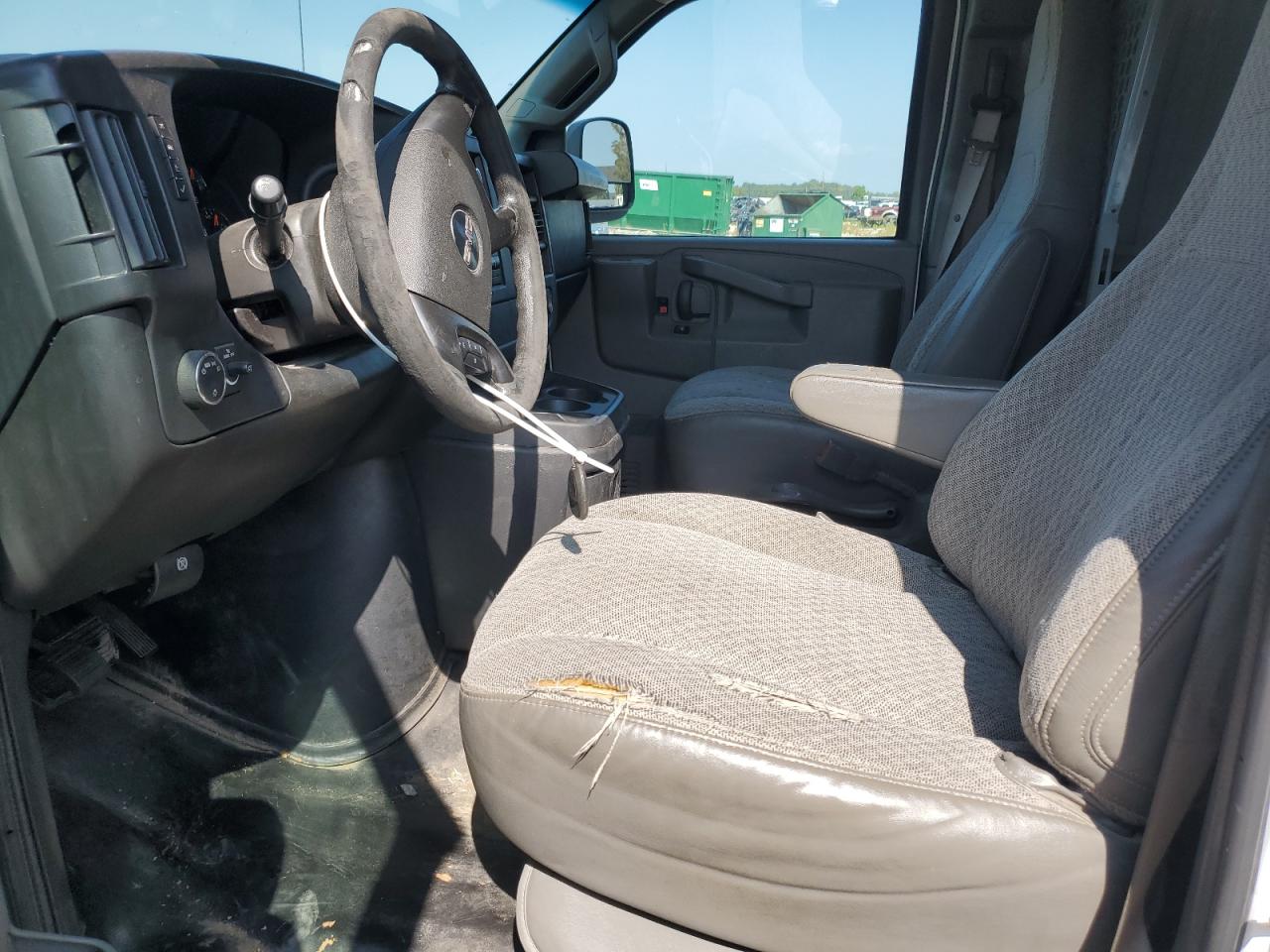 2016 GMC Savana G3500 VIN: 1GTZ7HFGXG1198855 Lot: 71171495