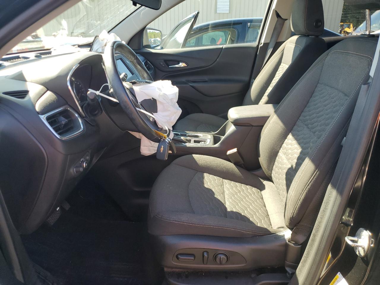 2020 Chevrolet Equinox Lt VIN: 2GNAXUEV3L6177320 Lot: 80825345