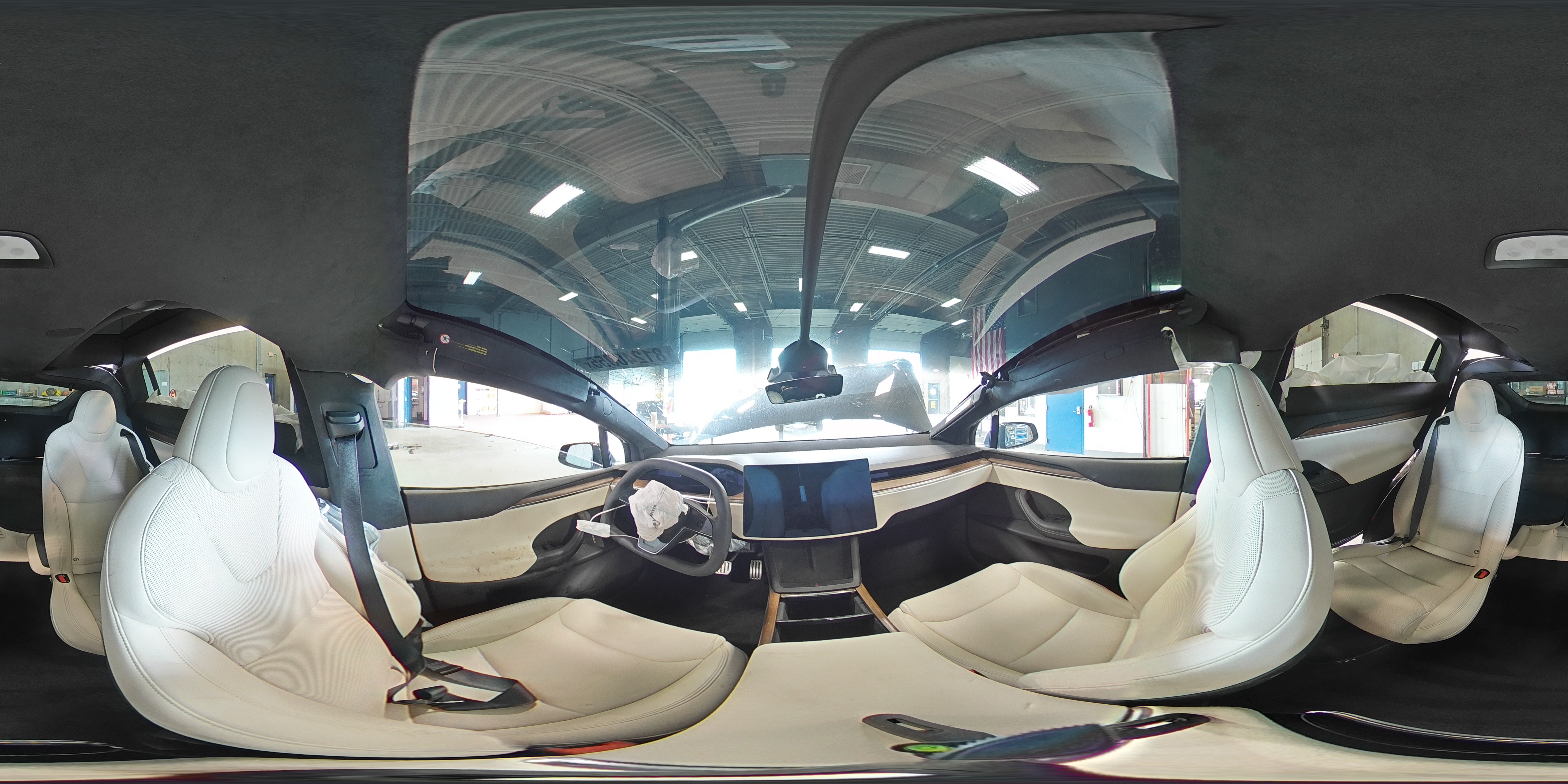 2022 Tesla Model X VIN: 7SAXCBE59NF355931 Lot: 81240055