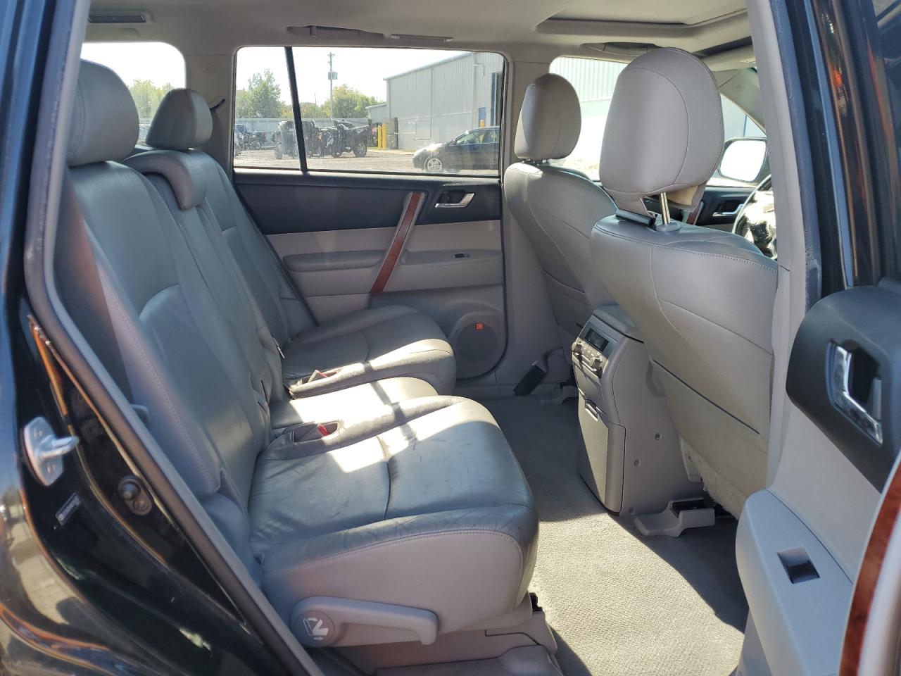 2010 Toyota Highlander Limited VIN: JTEDK3EH4A2166230 Lot: 84641595