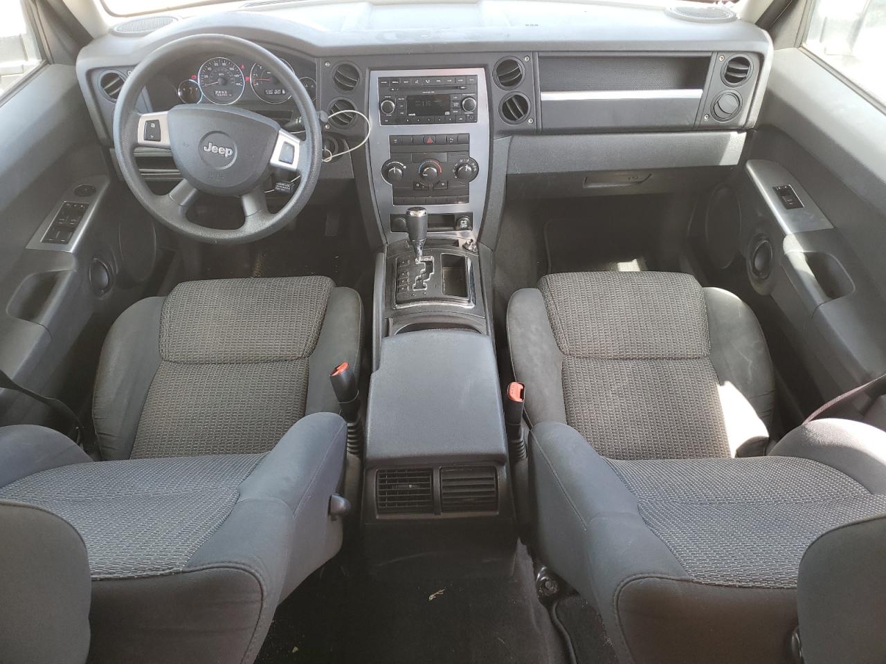 2008 Jeep Commander Sport VIN: 1J8HG48K48C246824 Lot: 80206745