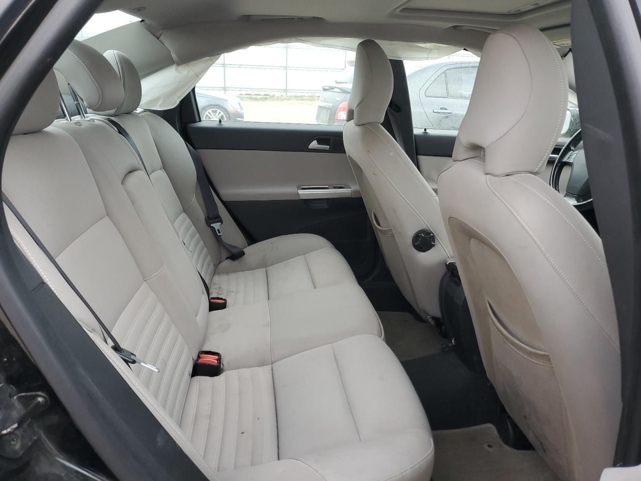 2010 Volvo S40 2.4I VIN: YV1382MS2A2502022 Lot: 81102075