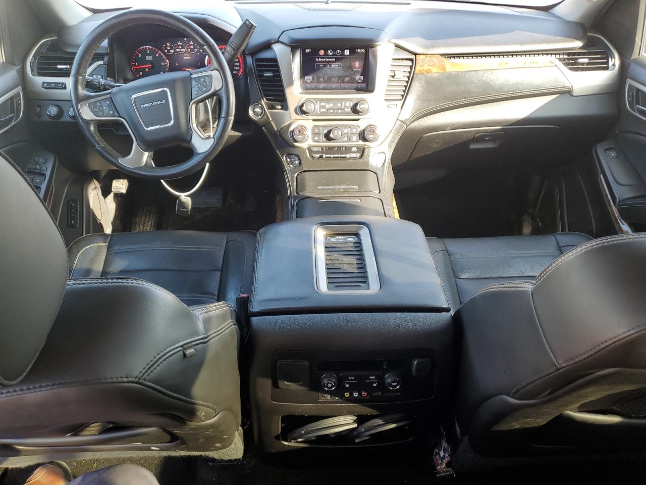 2015 GMC Yukon Denali VIN: 1GKS2CKJ5FR560289 Lot: 81799635